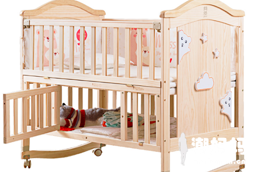 什么牌子的婴儿床比较实用？推荐几款实用的婴儿床