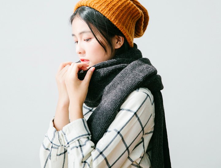 秋冬遭遇高领毛衣和围巾该如何打造发型？