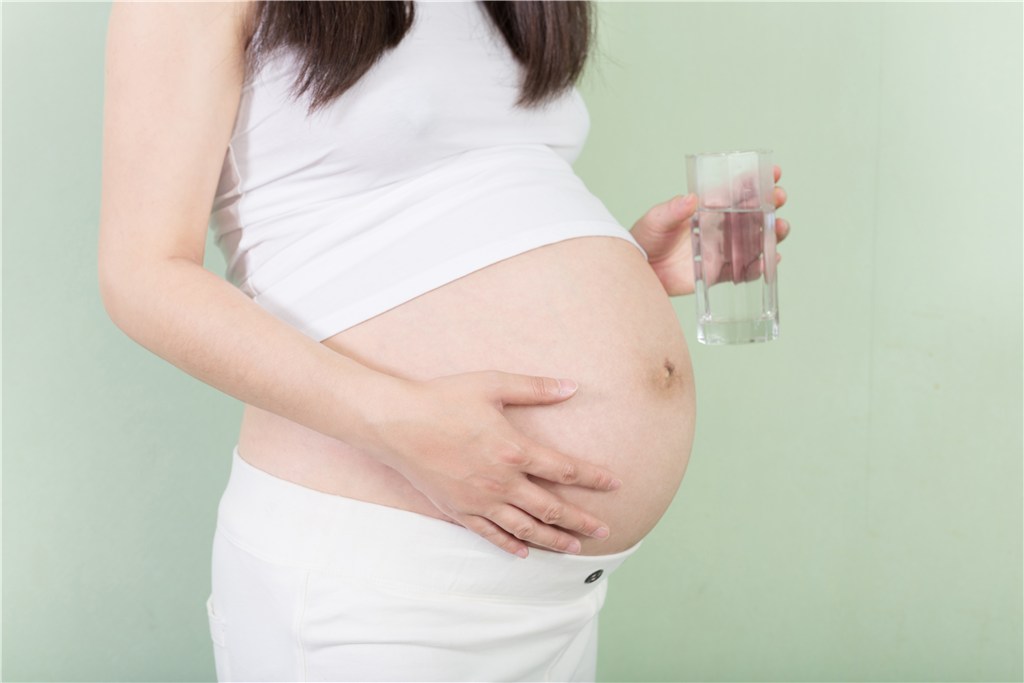 教你孕期如何预防羊水不被感染
