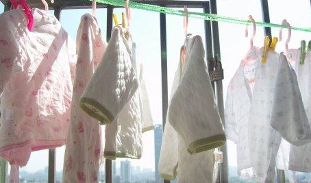 婴儿衣服能不能用洗衣粉？婴儿衣服为什么不能用洗衣粉？