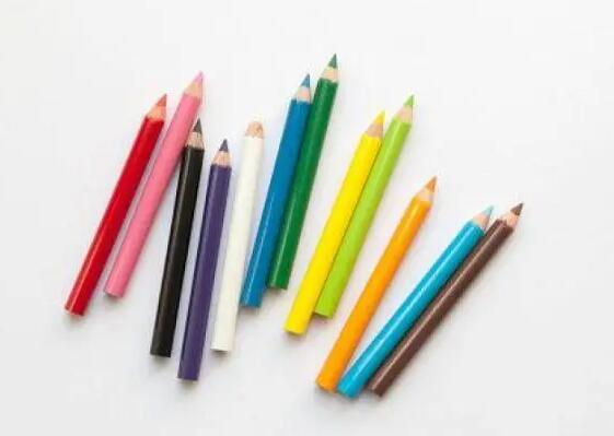 买什么牌子的彩色铅笔最好？